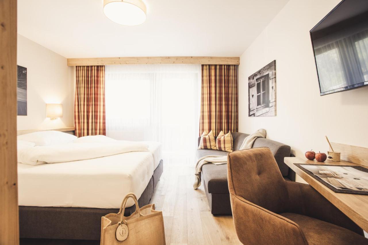 Hotel Johanna Mitten Im Oetztal Umhausen Ngoại thất bức ảnh